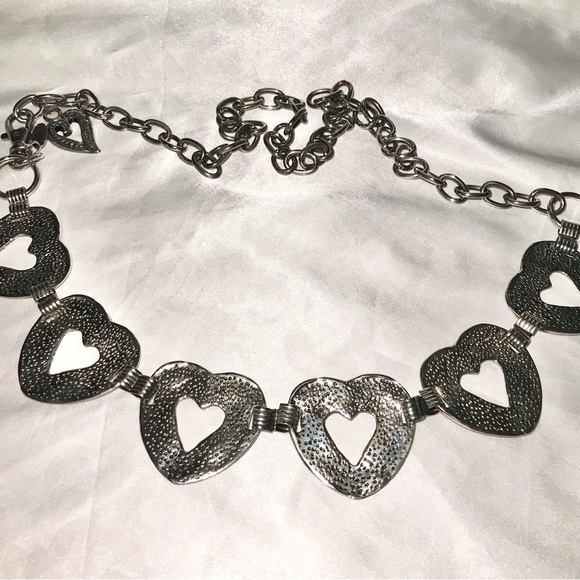 Metal Heart Chain Link Belt - Picture 3 of 8